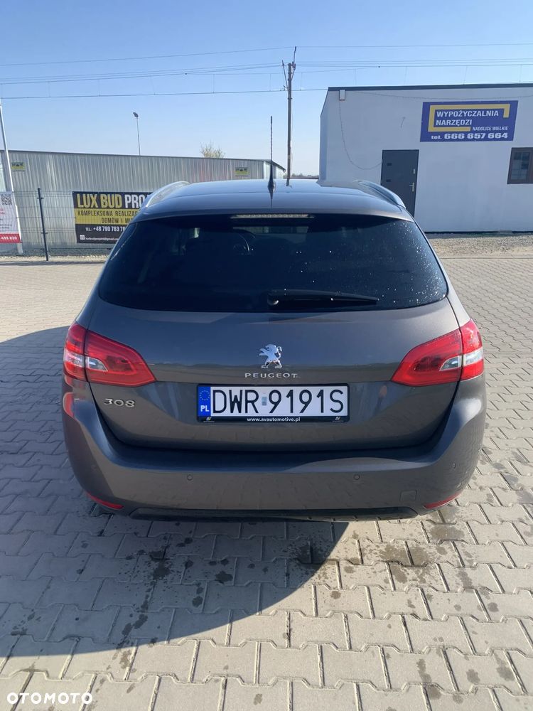 Peugeot 308 BlueHDi 130 EAT8 Stop & Start Allure Business-Paket - 7