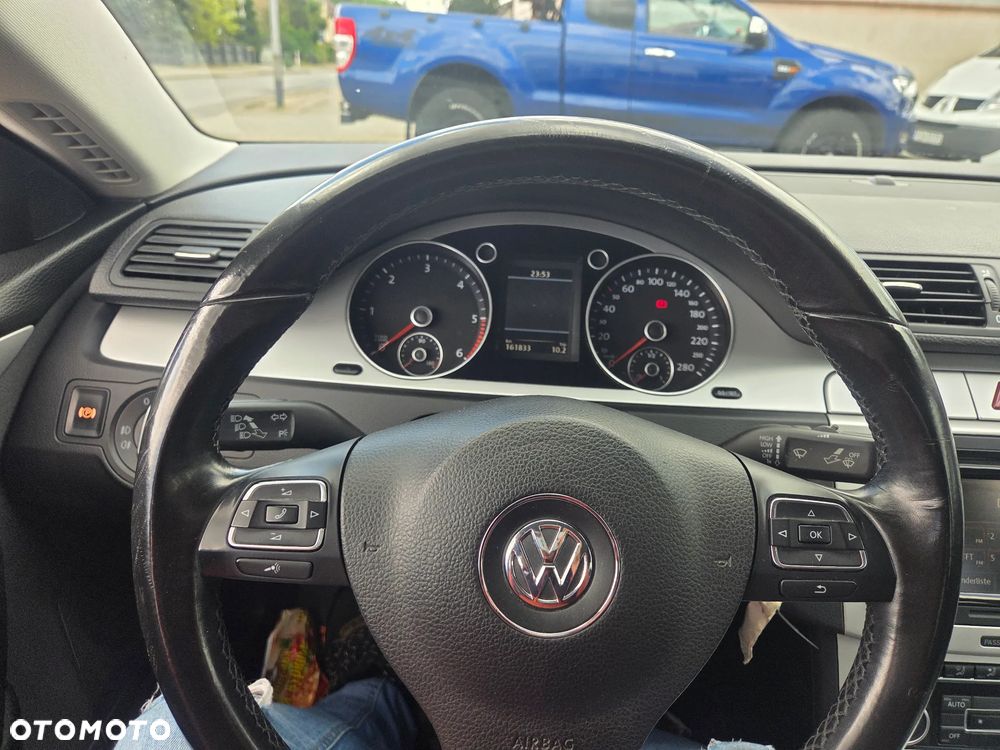 Volkswagen Passat CC - 11