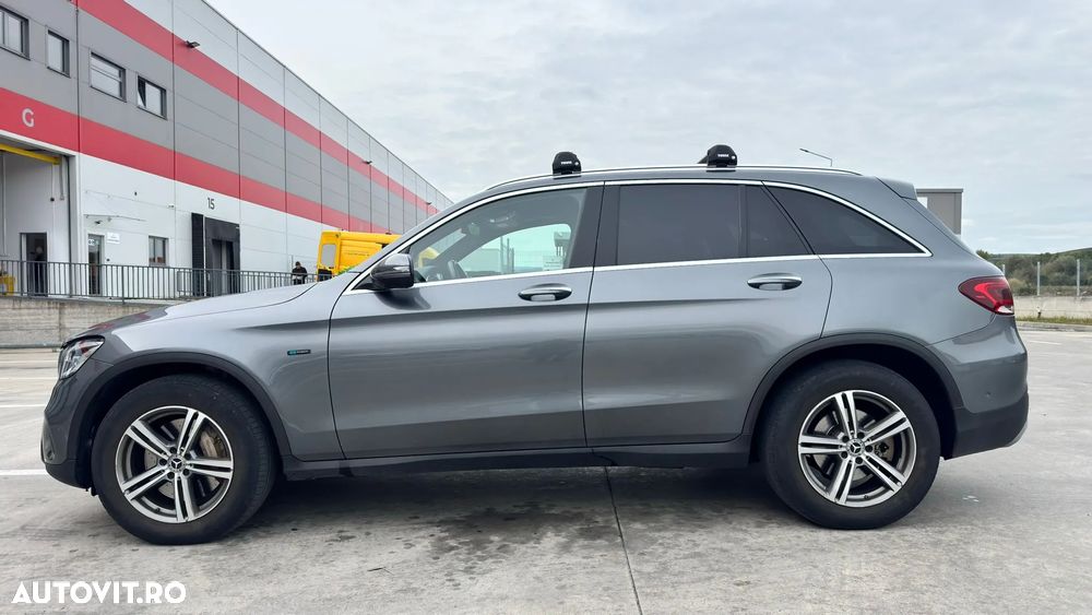 Mercedes-Benz GLC 300 4Matic 9G-TRONIC Exclusive - 30