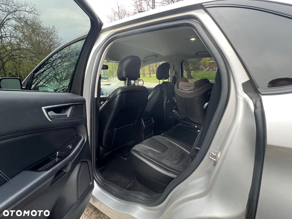Ford Edge - 23