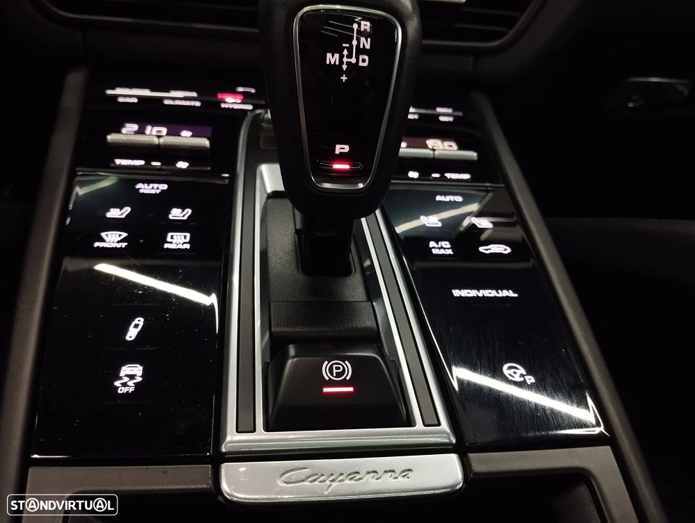 Porsche Cayenne Coupé E-Hybrid - 46