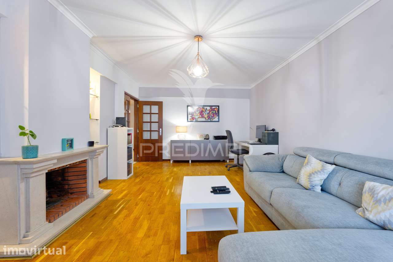 Apartamento T2 em Santa Marta | 85 m² + 17 m² de Arrecadação - Grande imagem: 5/31