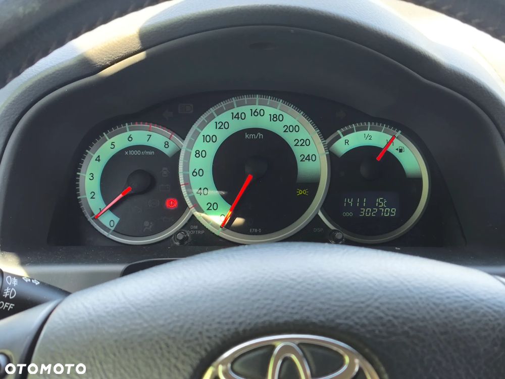 Toyota Corolla Verso 1.8 Sol 7os - 1