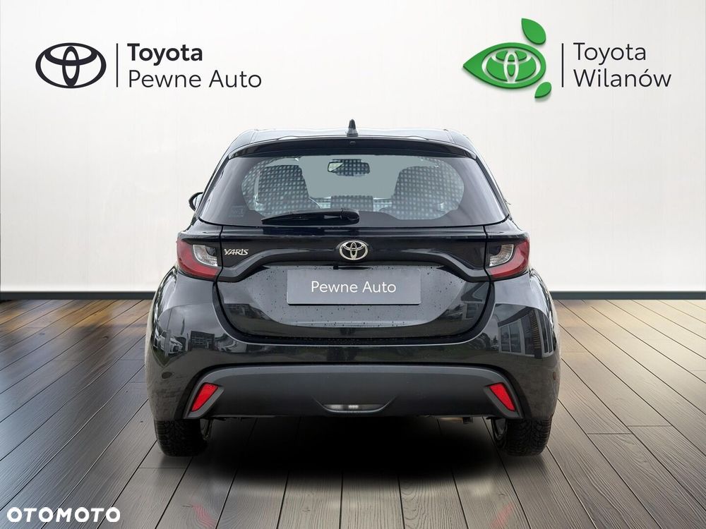 Toyota Yaris 2024 photo 4