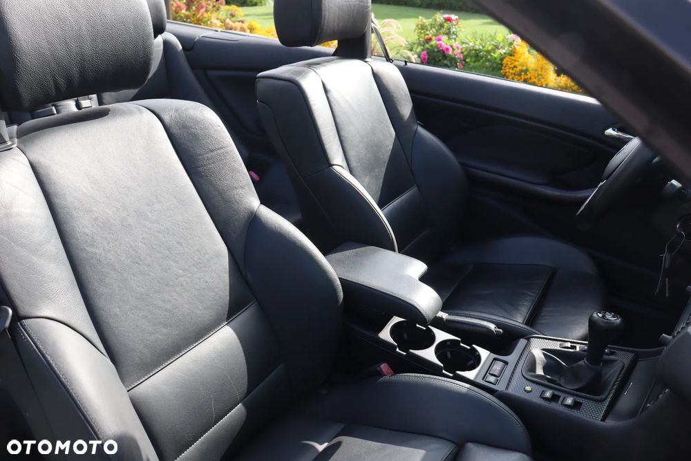 BMW Seria 3 320Ci - 17