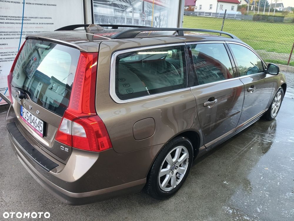 Volvo V70 2012 photo 5