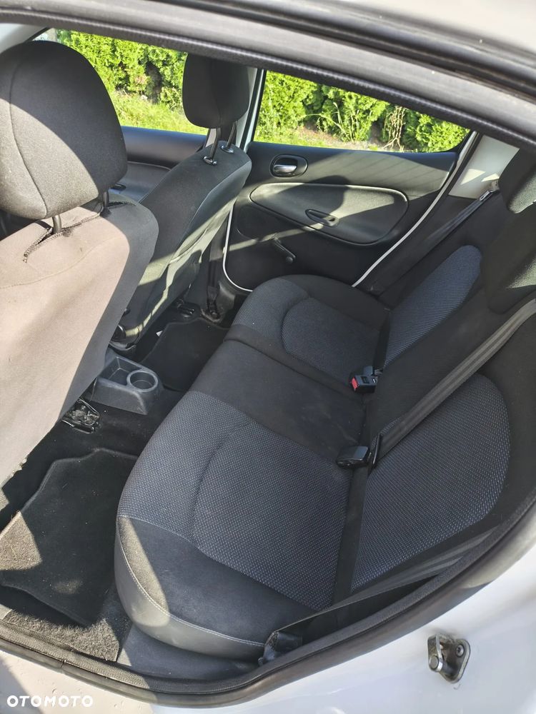 Peugeot 206 plus - 4