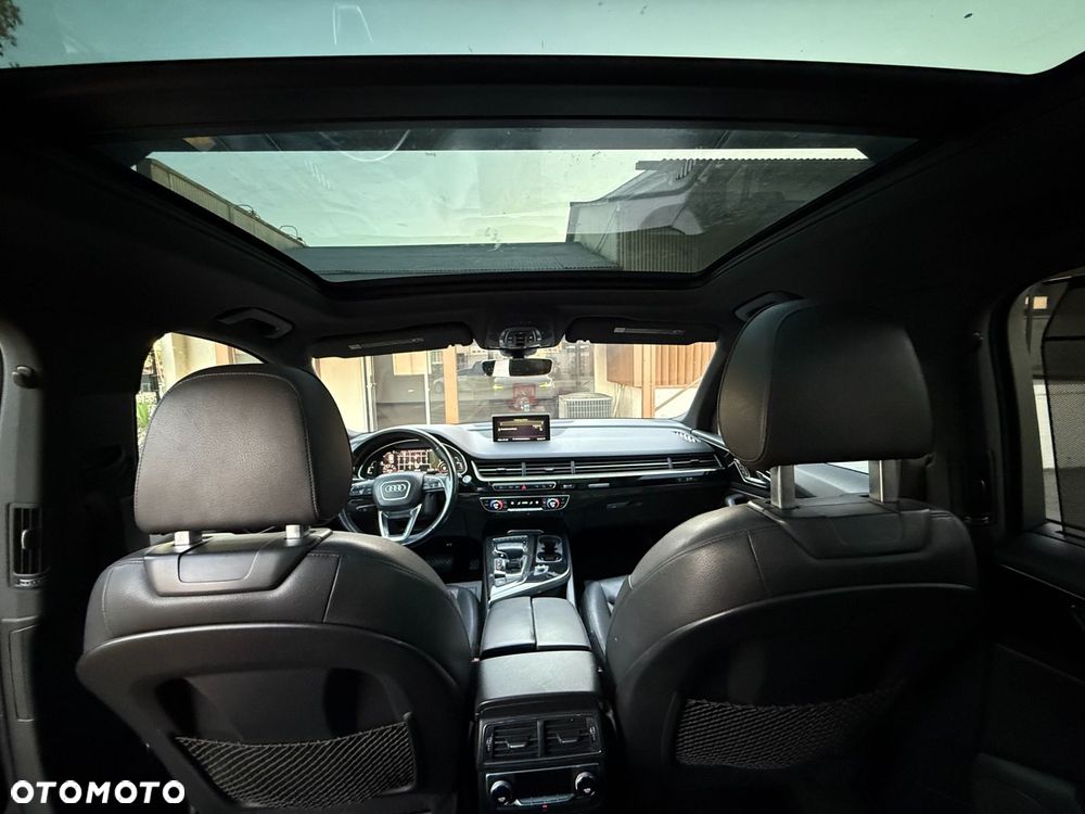 Audi Q7 - 12