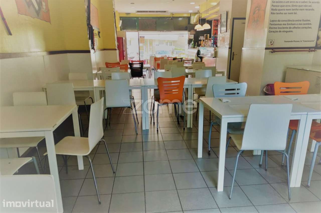 Café Bar ao Hospital de São João - Grande imagem: 4/12