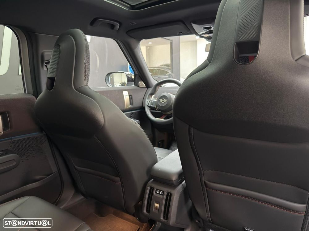 MINI Countryman Cooper SD ALL4 John Cooper Works Auto - 27