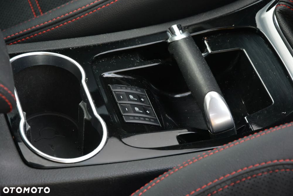 Ford S-Max 2.0 TDCi DPF Titanium X - 35