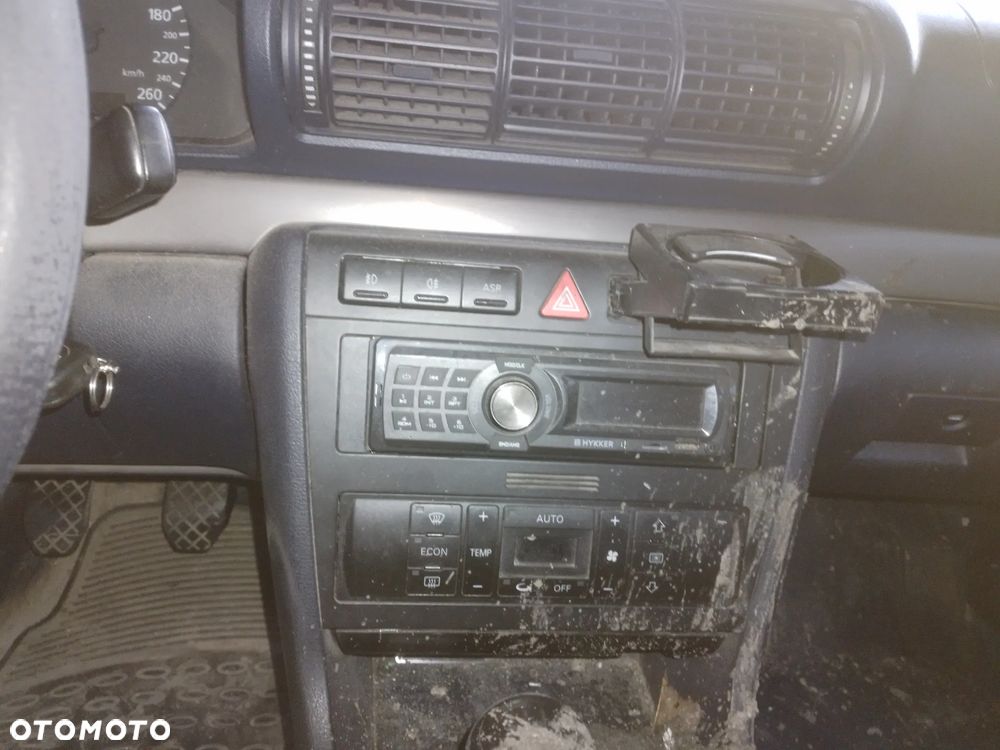 AUDI A4 B5 KOMBI 99-01  1.9 AJM   PANEL STEROWANIA NAWIEWU KLIMATYZACJI - 1