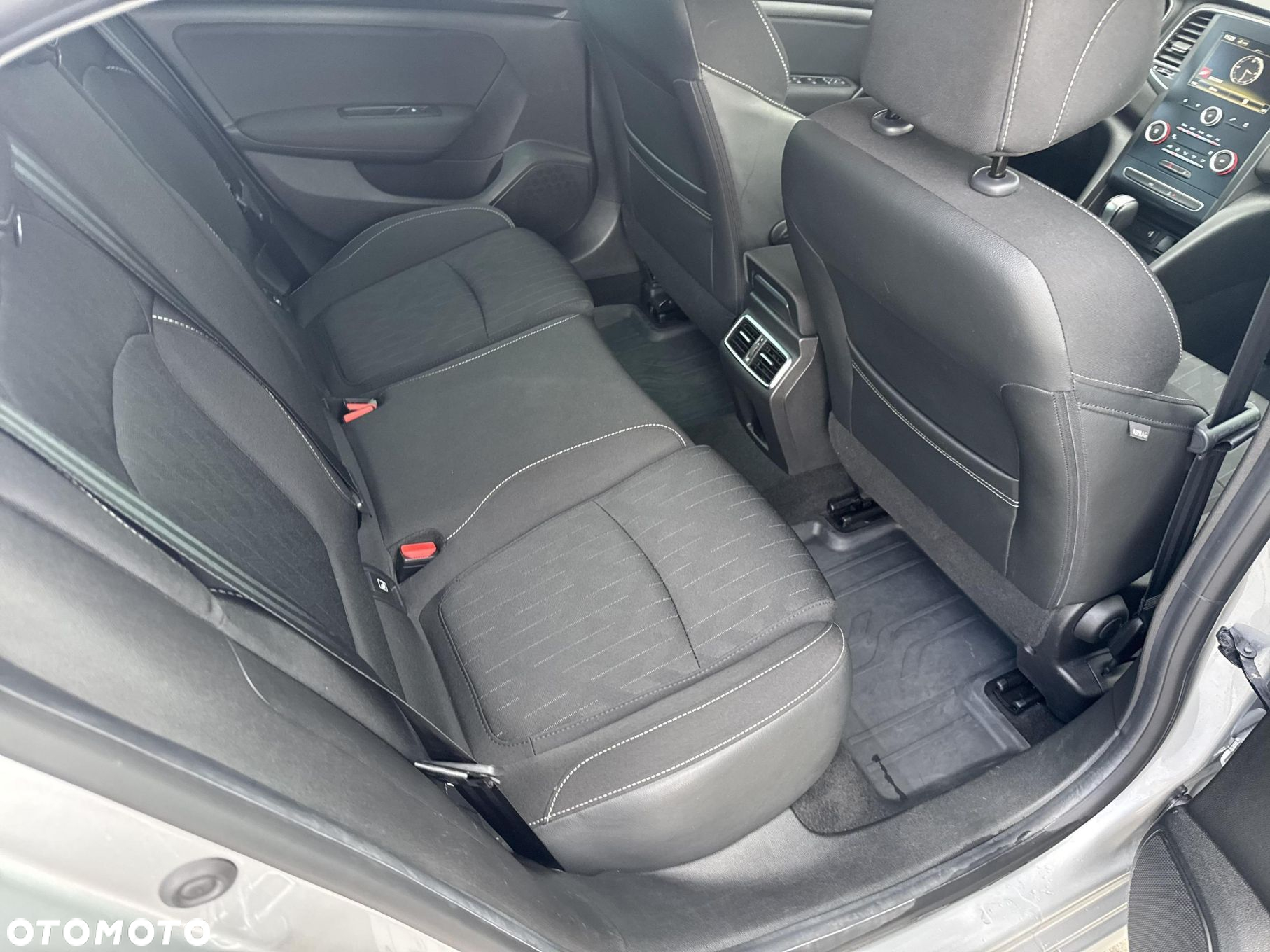 Renault Megane 1.5 dCi Limited EDC - 13