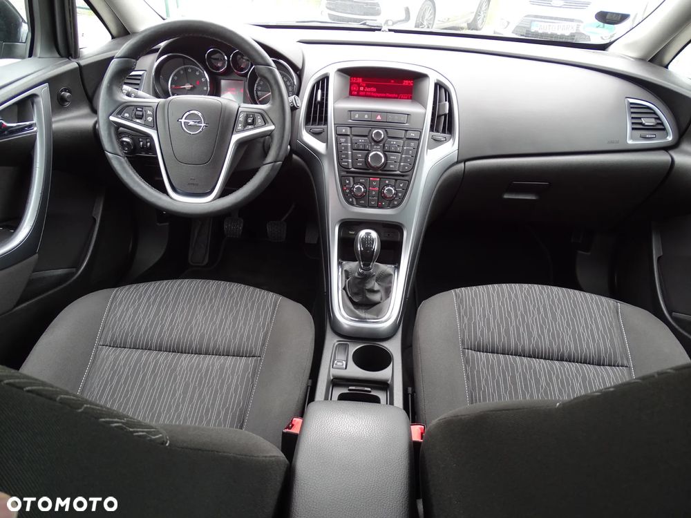 Opel Astra - 22