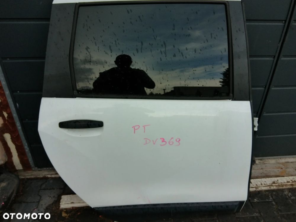 DACIA LODGY DRZWI PRAWE TYLNE TYL BIALE DV369 KOMPLETNE ORAZ INNE CZESCI PYTAC