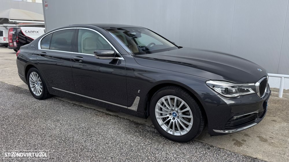 BMW 740 e iPerformance - 22