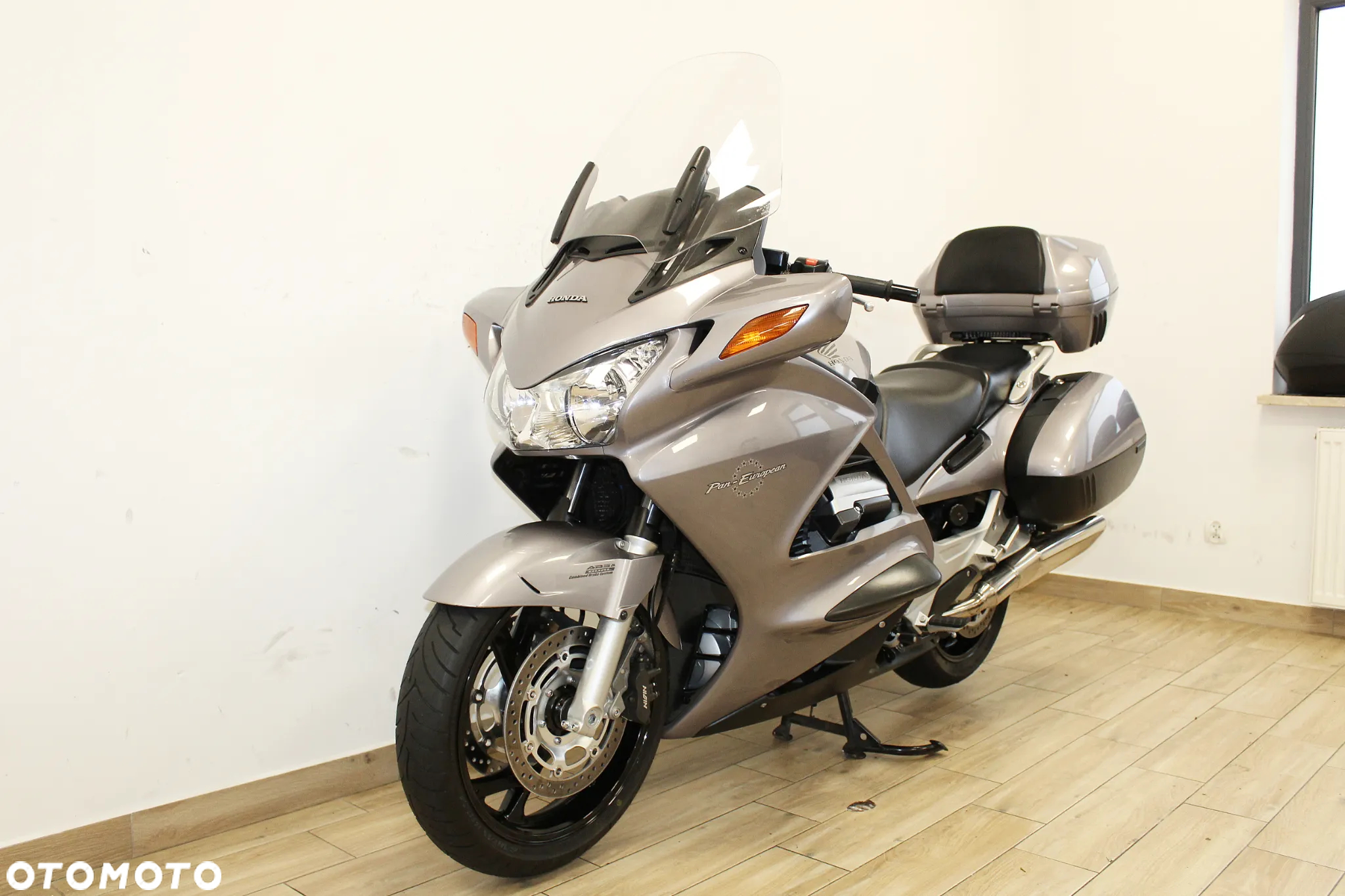 Honda ST - 22