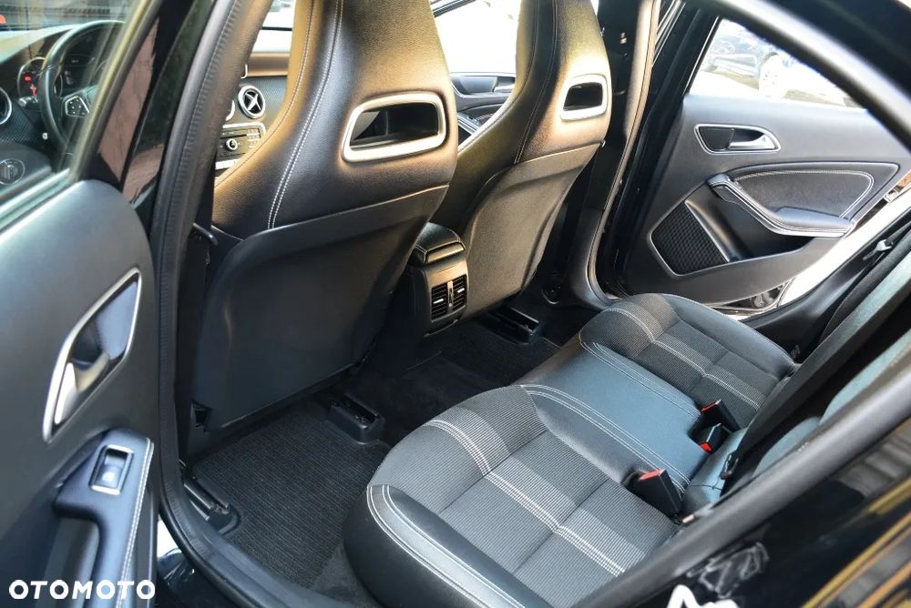 Mercedes-Benz Klasa A 200 (BlueEFFICIENCY) Urban - 8