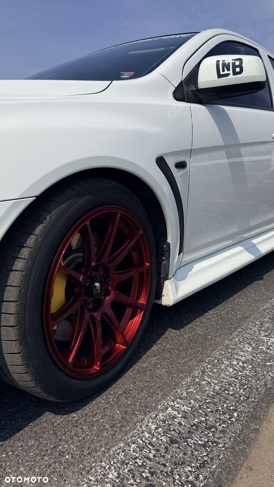 Mitsubishi Lancer Evolution - 8