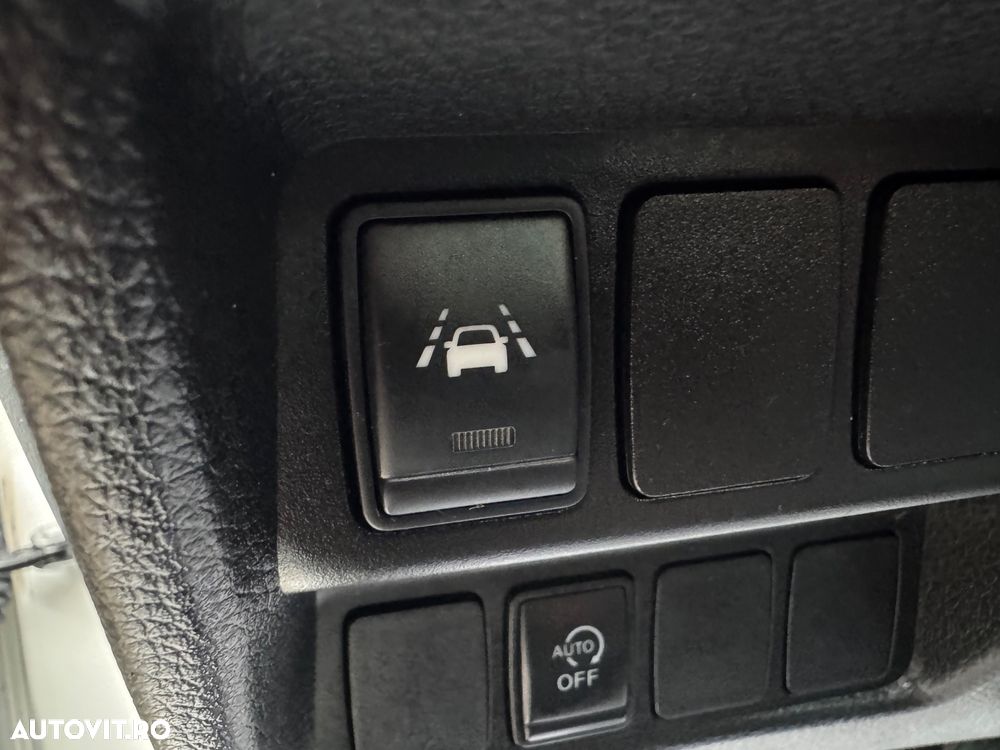 Nissan Qashqai 1.5 DCI TEKNA - 23