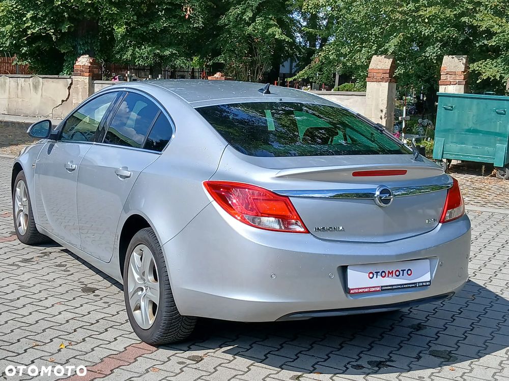 Opel Insignia 2.0 CDTI - 23