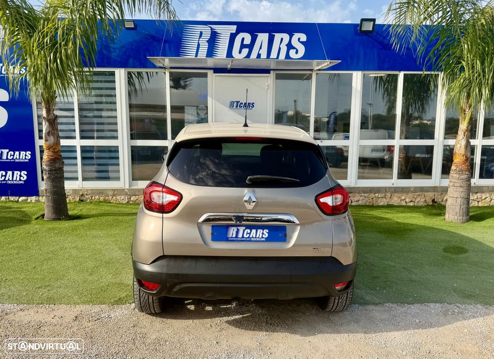 Renault Captur 1.2 TCe Exclusive EDC - 5