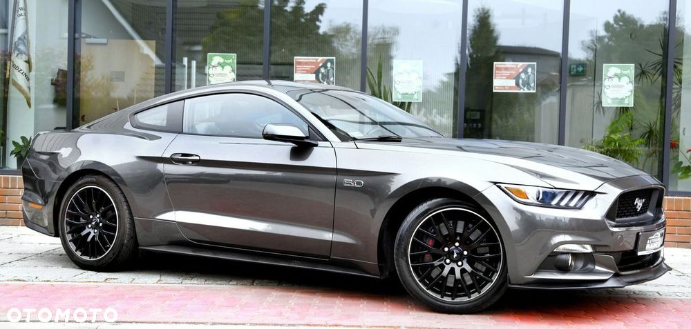Ford Mustang - 6