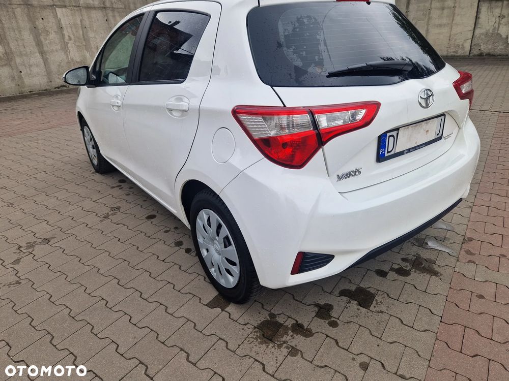 Toyota Yaris 1.5 Active - 6