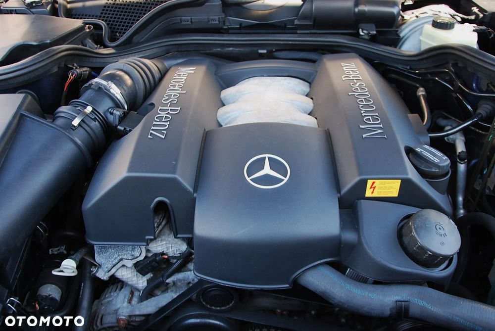 Mercedes-Benz Klasa E 320 T 4-Matic Avantgarde - 14