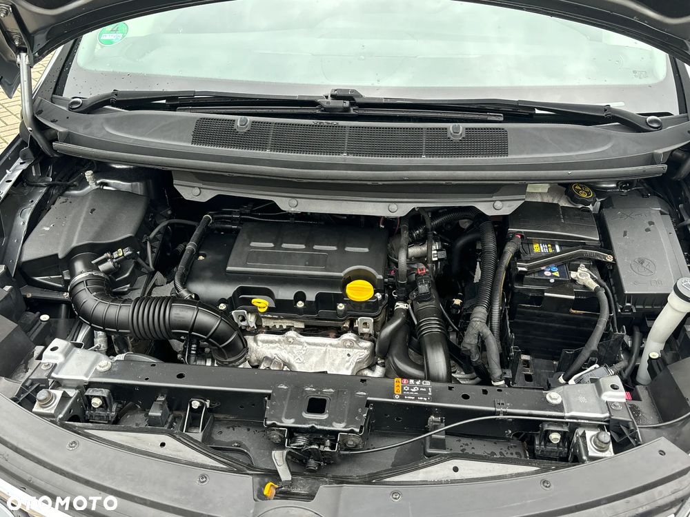 Opel Zafira - 33