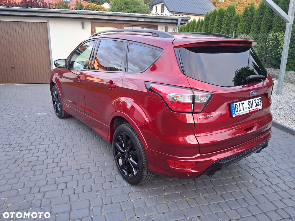 Ford Kuga 1.5 EcoBoost 2x4 ST-Line - 3