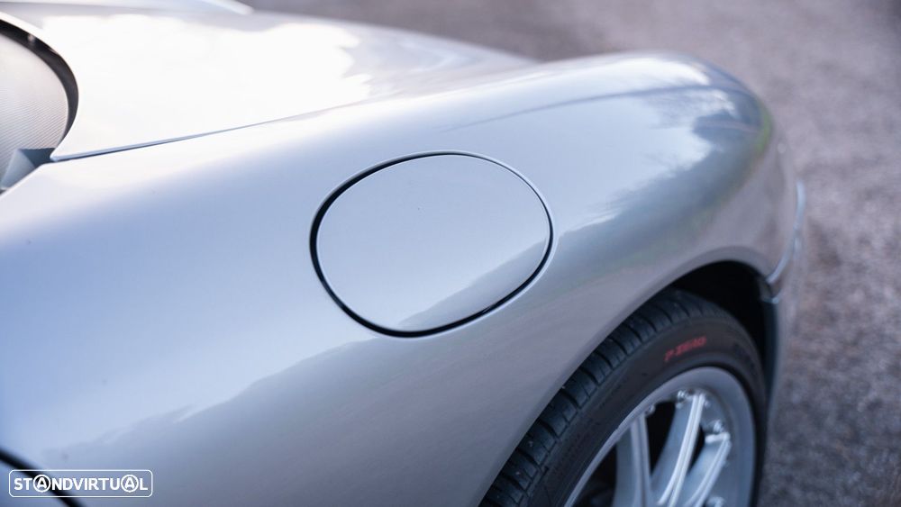 Porsche 911 (996) Carrera 4 Coupé - 21