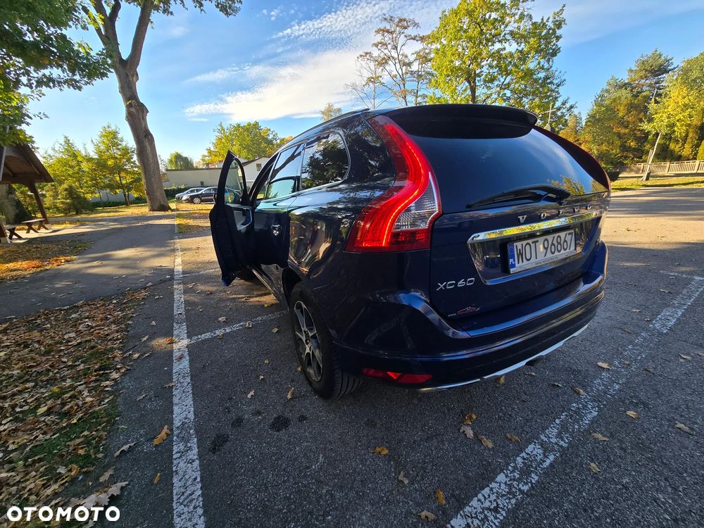 Volvo XC 60 D4 Drive-E Ocean Race - 21