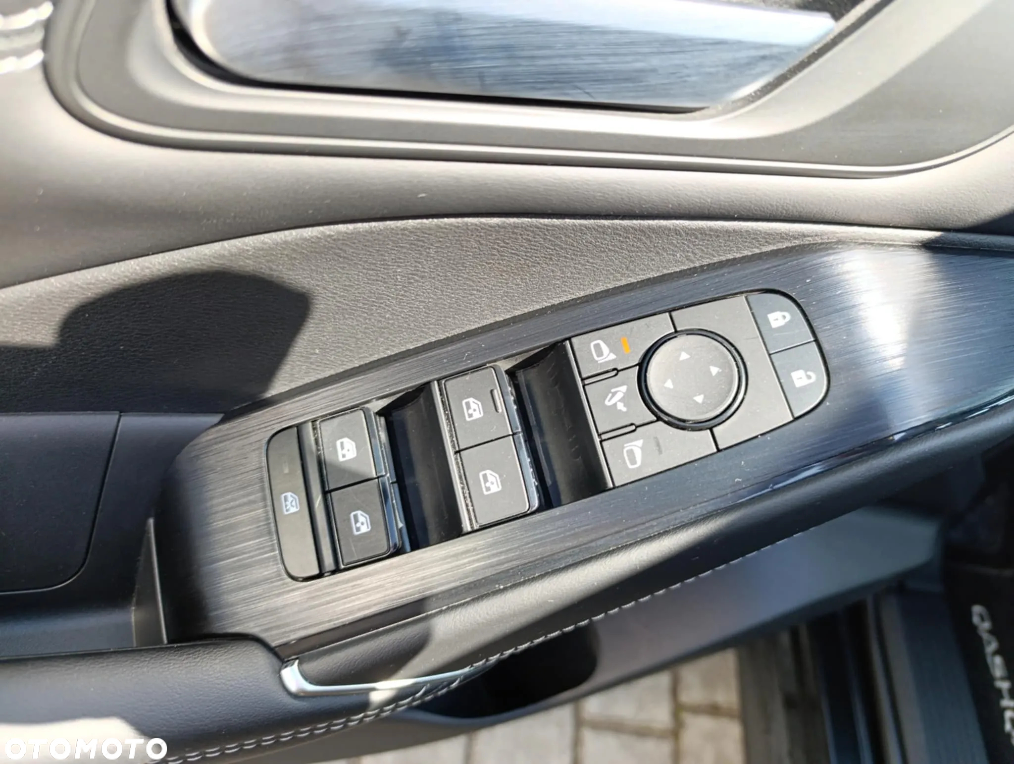 Nissan Qashqai 1.3 DIG-T mHEV N-Connecta - 7