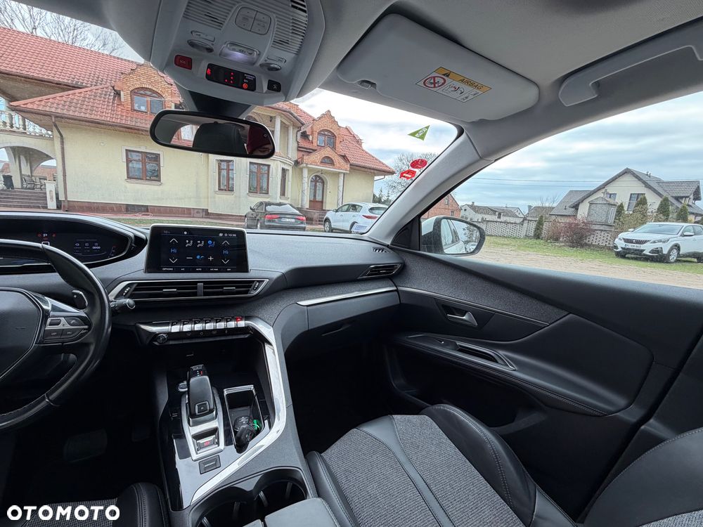Peugeot 3008 - 17