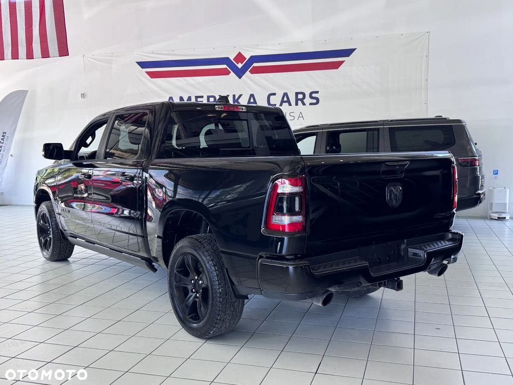 RAM 1500 5.7 Crew Cab Bighorn - 4