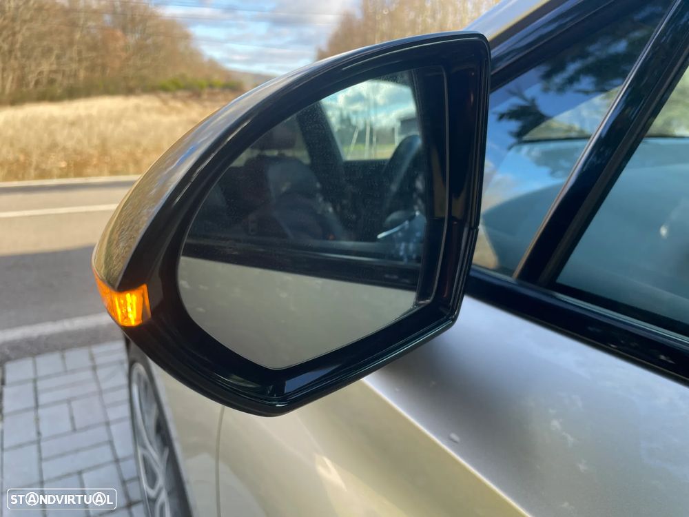 MG MG4 4 Luxury 64 kWh - 11