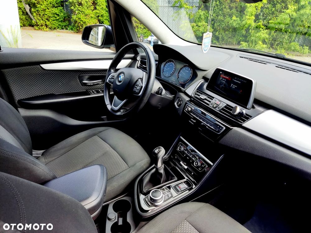 BMW Seria 2 216i GT GPF Advantage - 27