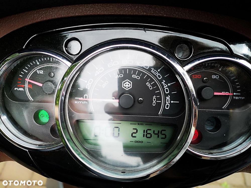 Piaggio Beverly - 4