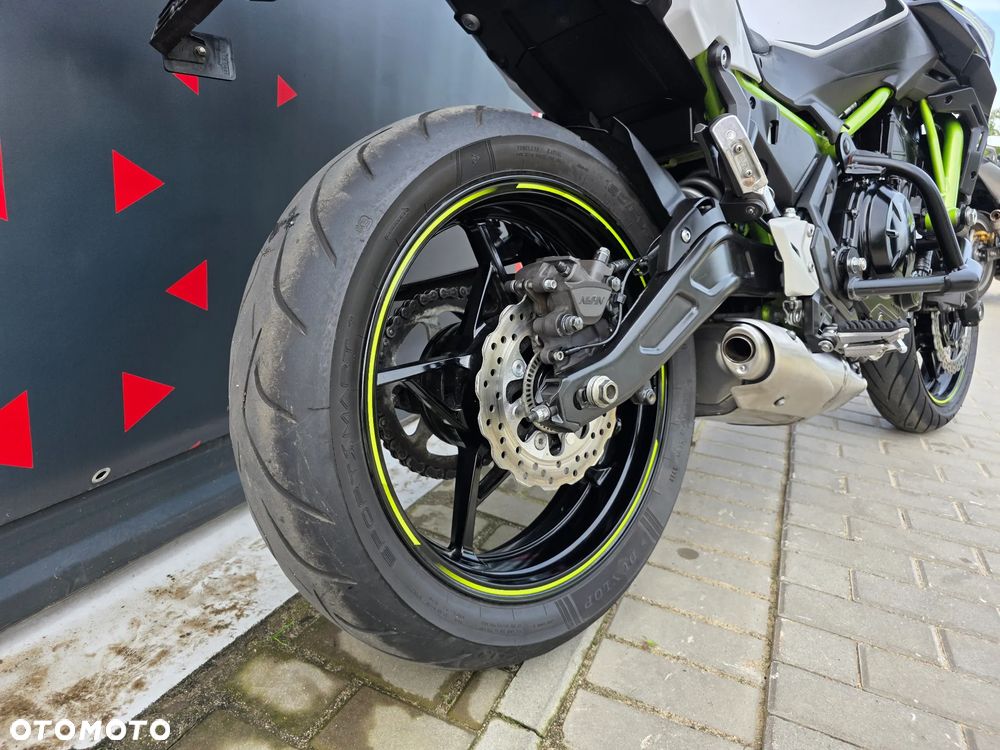 Kawasaki Z 650 - 19