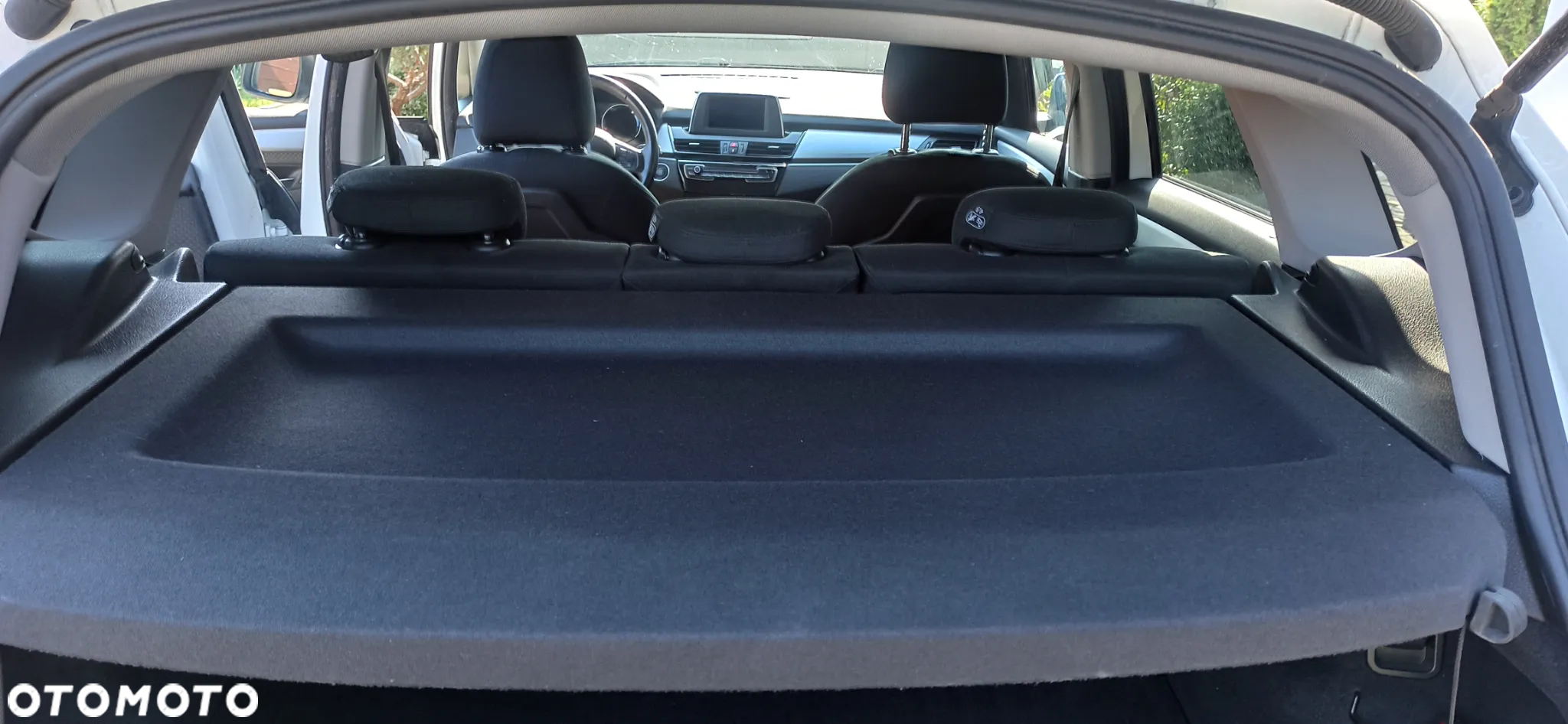 BMW Seria 2 218d - 18