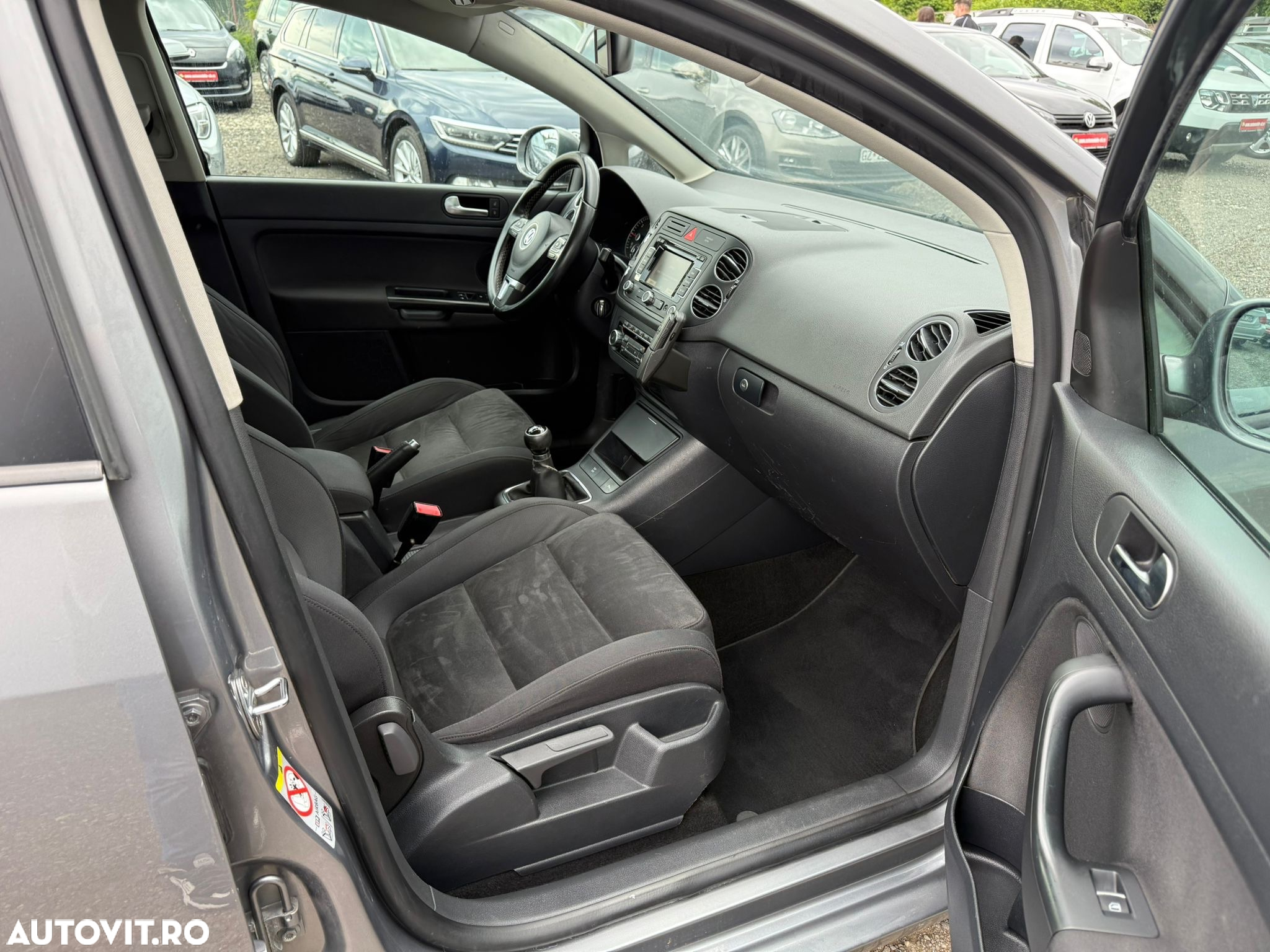 Volkswagen Golf Plus 2.0 TDI Comfortline - 11