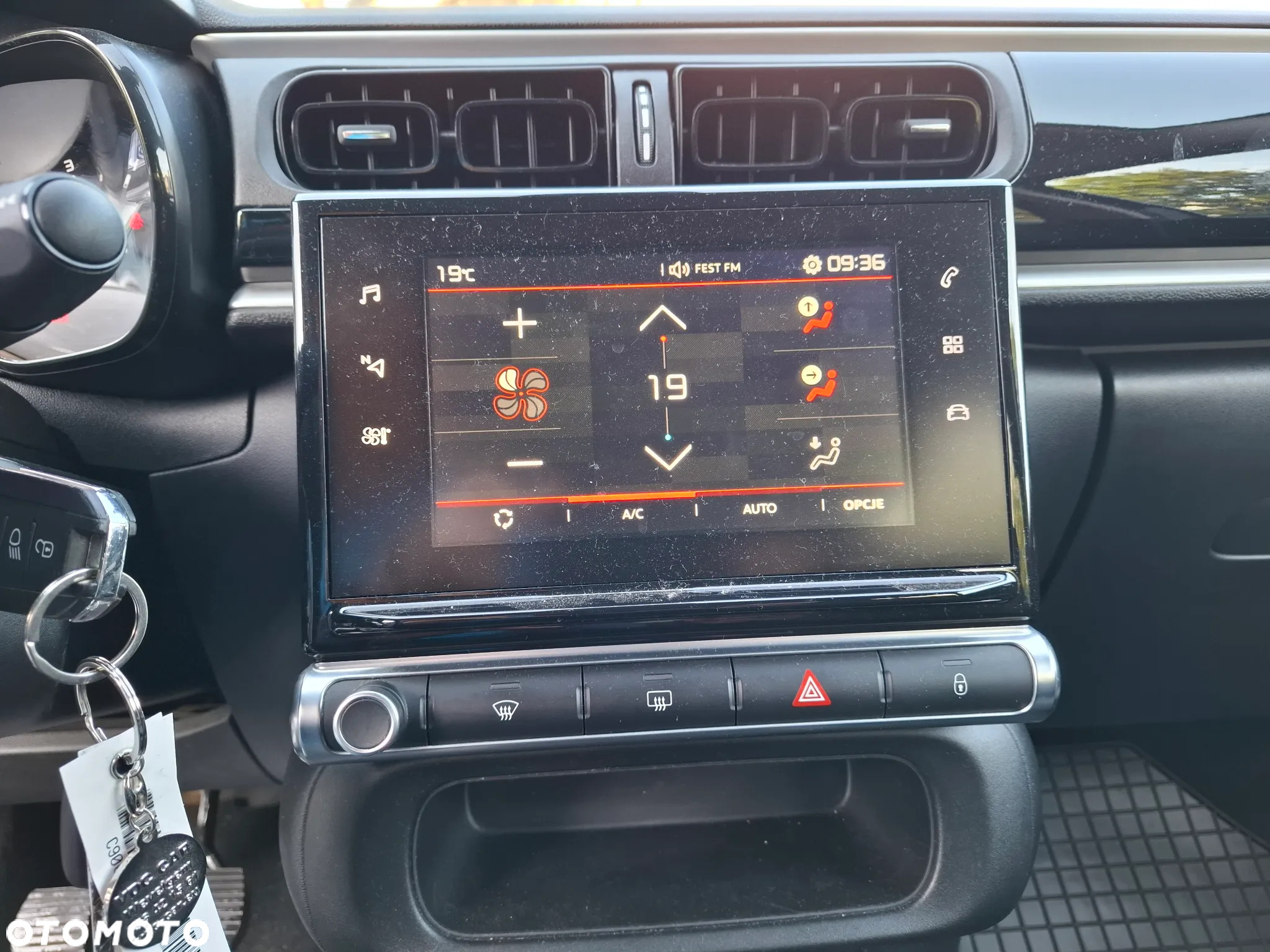 Citroën C3 Pure Tech 82 ELLE - 12