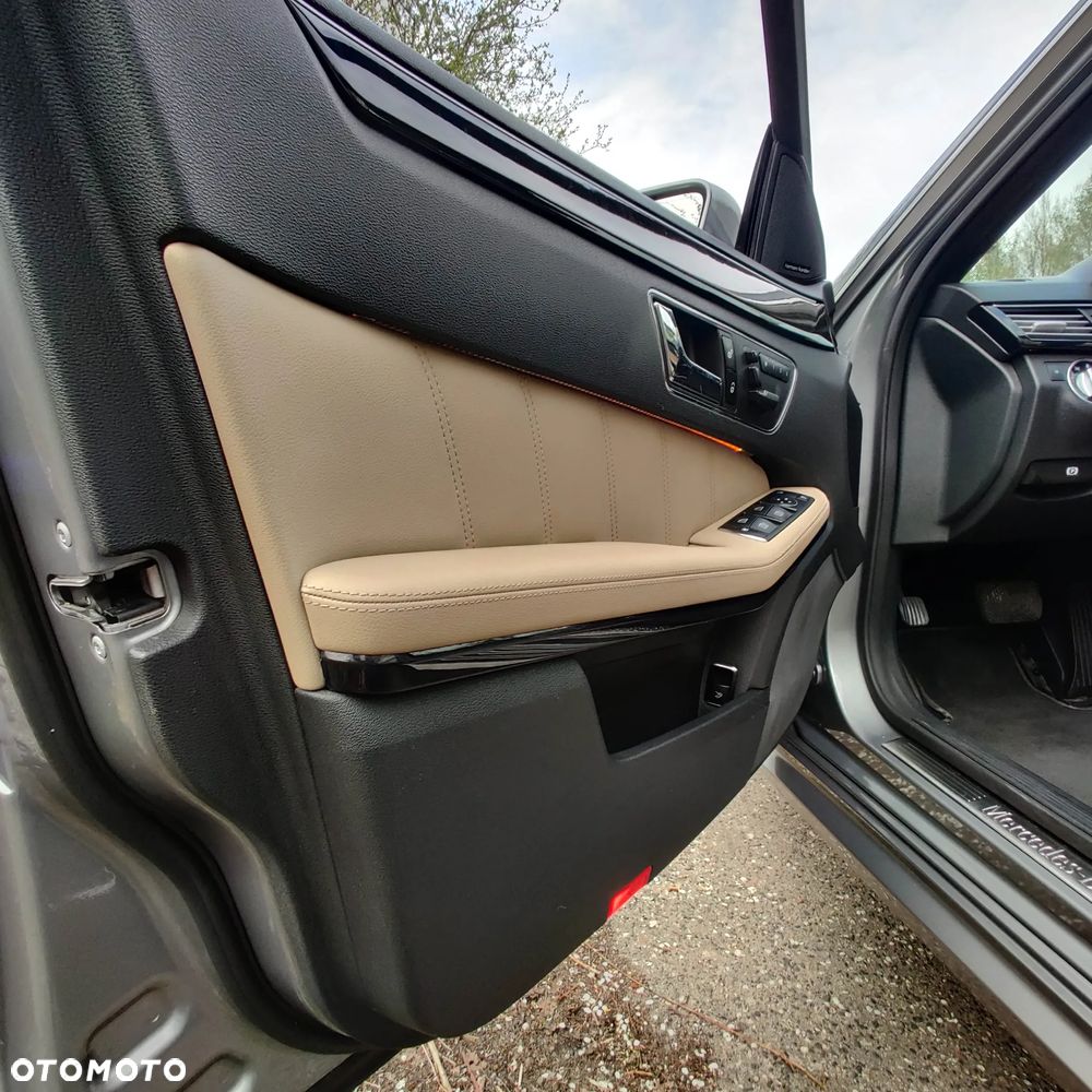 Mercedes-Benz Klasa E - 16