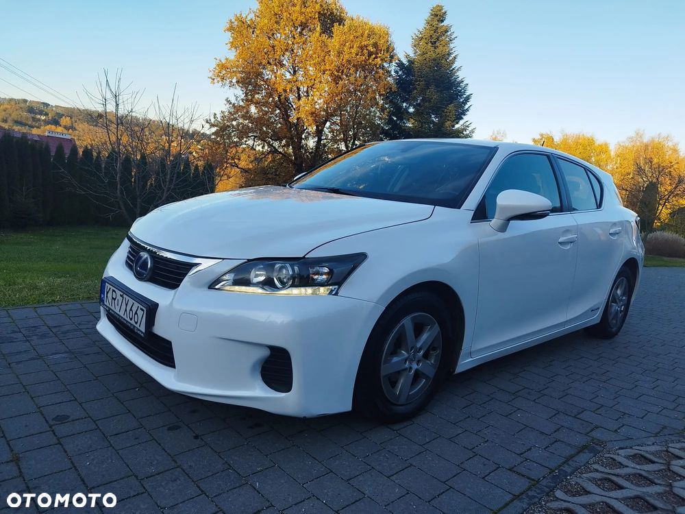 Lexus CT - 2
