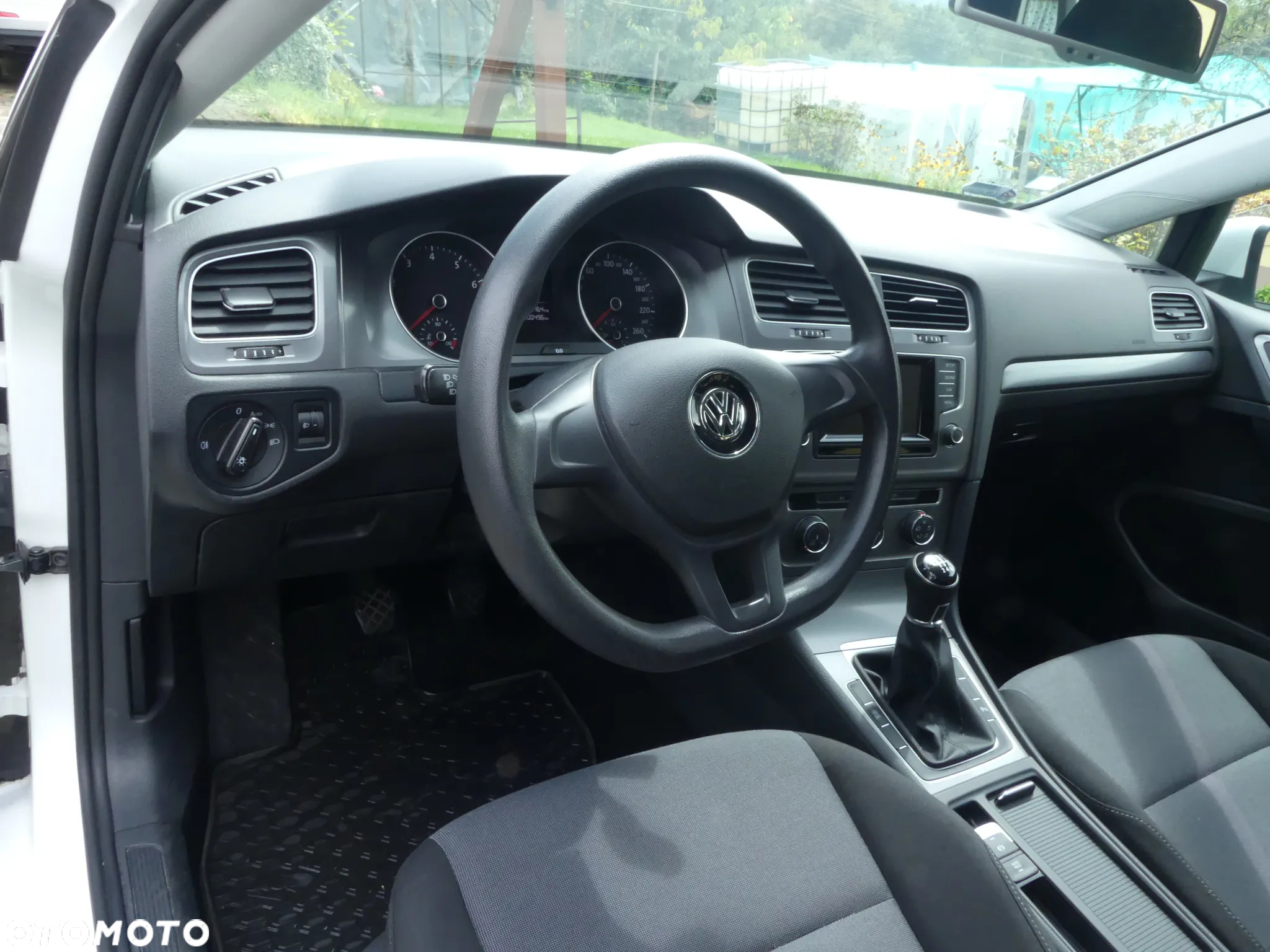 Volkswagen Golf VII 1.2 TSI BMT Comfortline - 18
