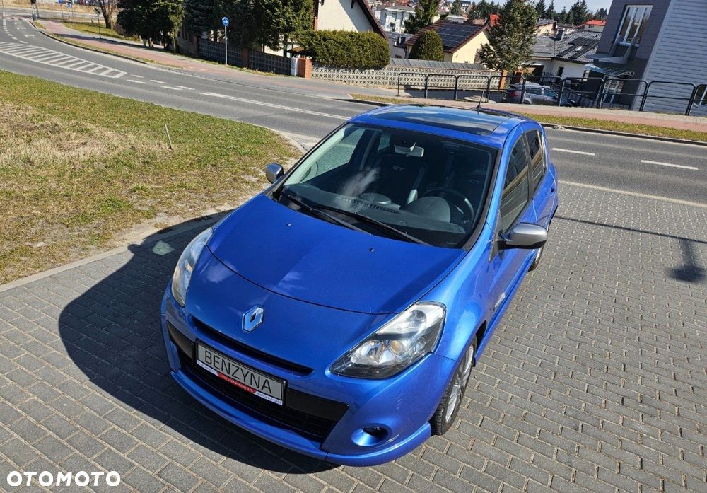 Renault Clio - 30