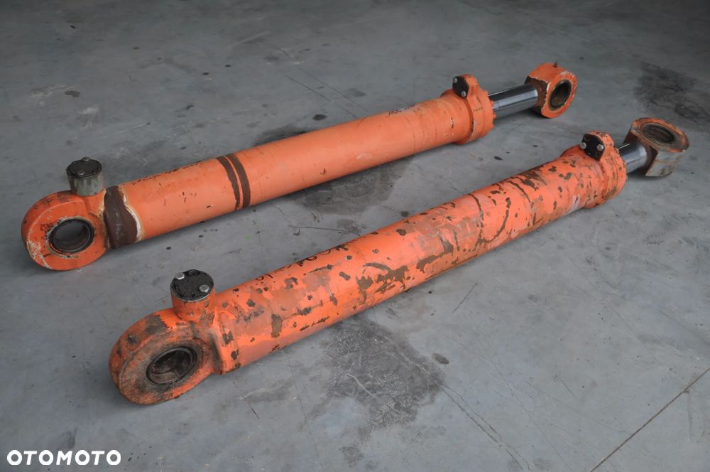 Silownik hydrauliczny  koparka Atlas - 2