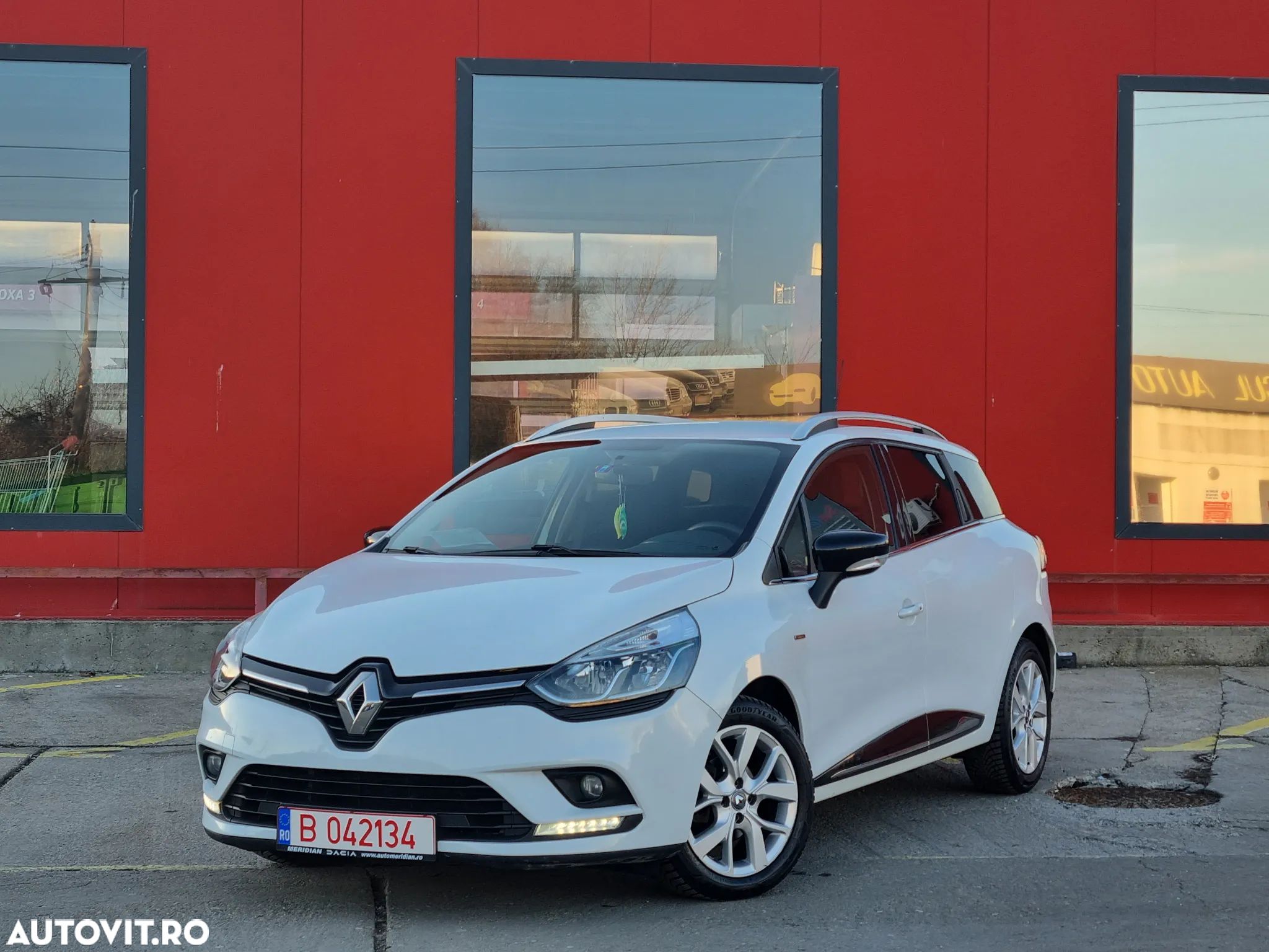 Renault Clio ENERGY TCe 90 Start & Stop LIMITED - 1