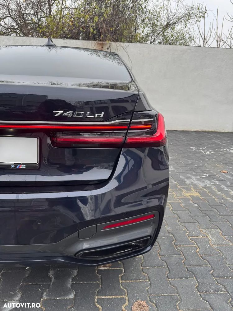 BMW Seria 7 740Ld xDrive - 13